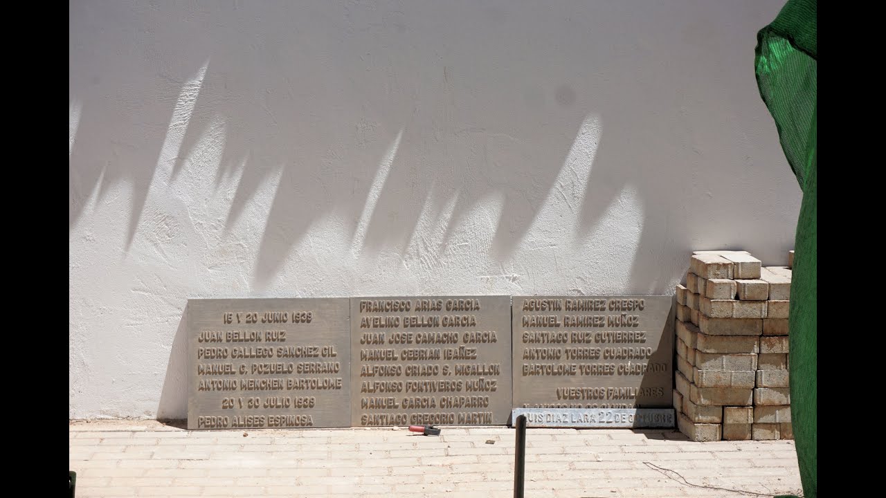 Exhumación cementerio de Manzanares 2021