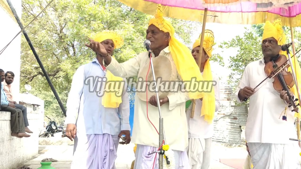 ಹತ್ತು ಇಪ್ಪತ್ತು ಚೀಲ ಕಾಳ ಬೇಳಯಾನ ನಾ ಸೌಕಾರ ಅದಿನಿ ಅನಾದು ಭಾಗಣ್ಣ ಮದರಿ ಗೀ ಗೀ ಪದಗಳು