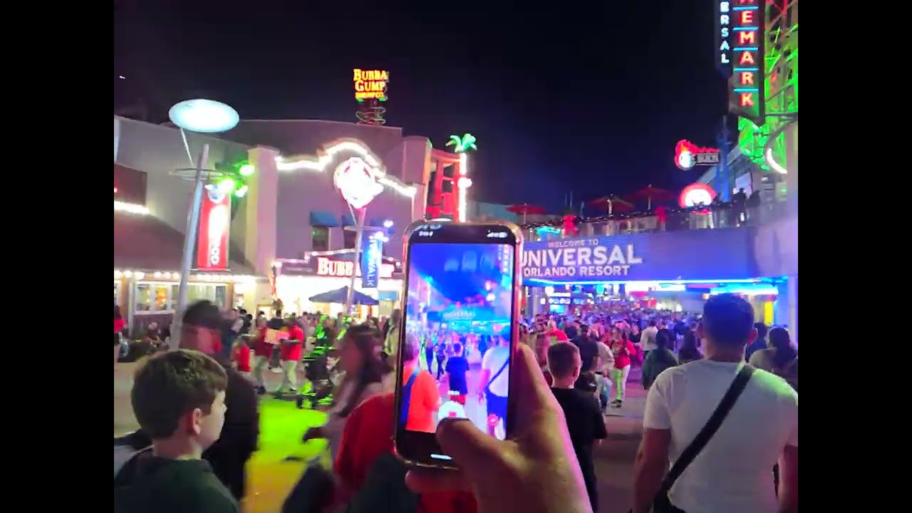 UNIVERSAL STUDIOS DISNEY 