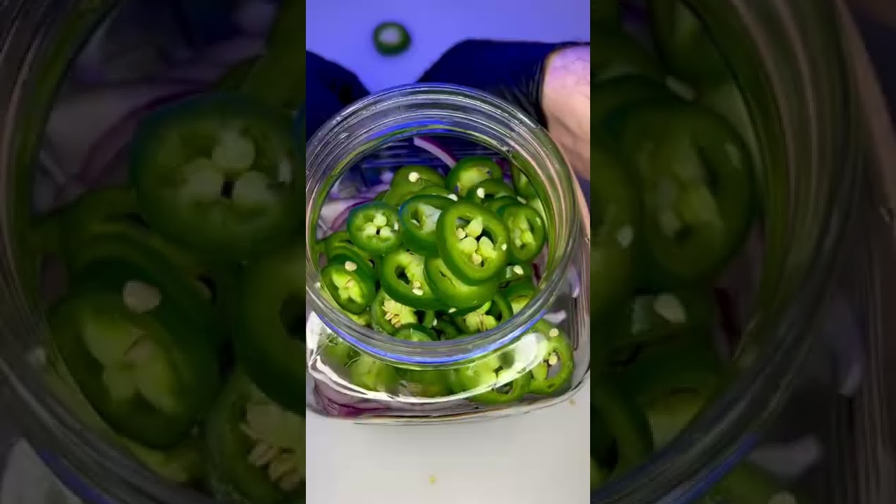 Pickled Onions & Jalapenos @Dalstrong 