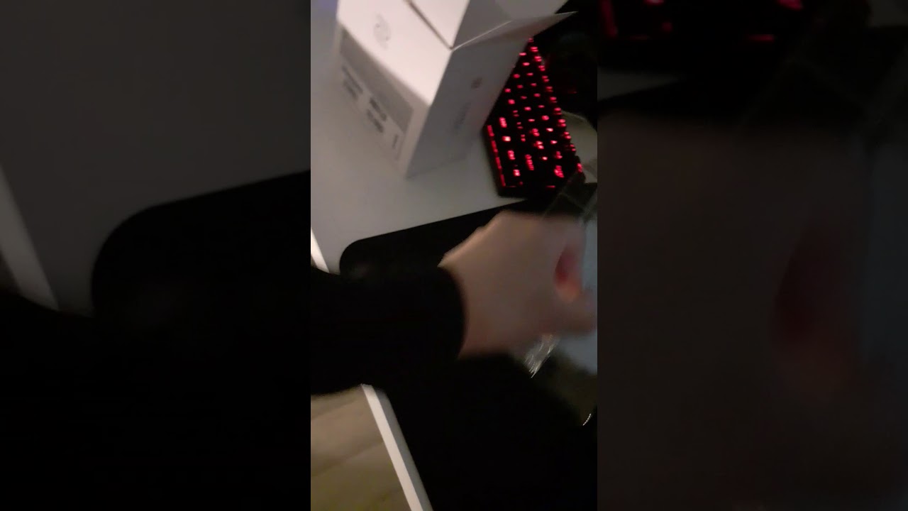 Unboxing zowie by Benq mouse bungee