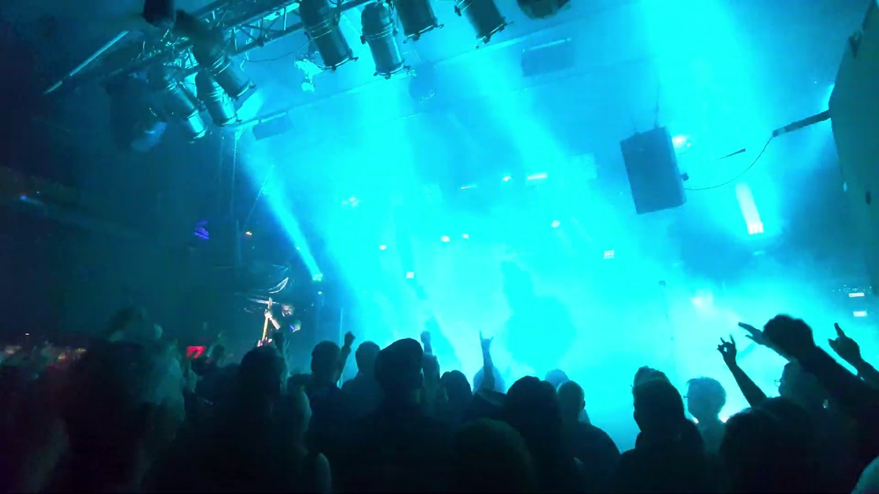 Heldmaschine Zwei Sekunden - Im Fadenkreuz Herbst-Tour - 2019 Lübeck Live 4K