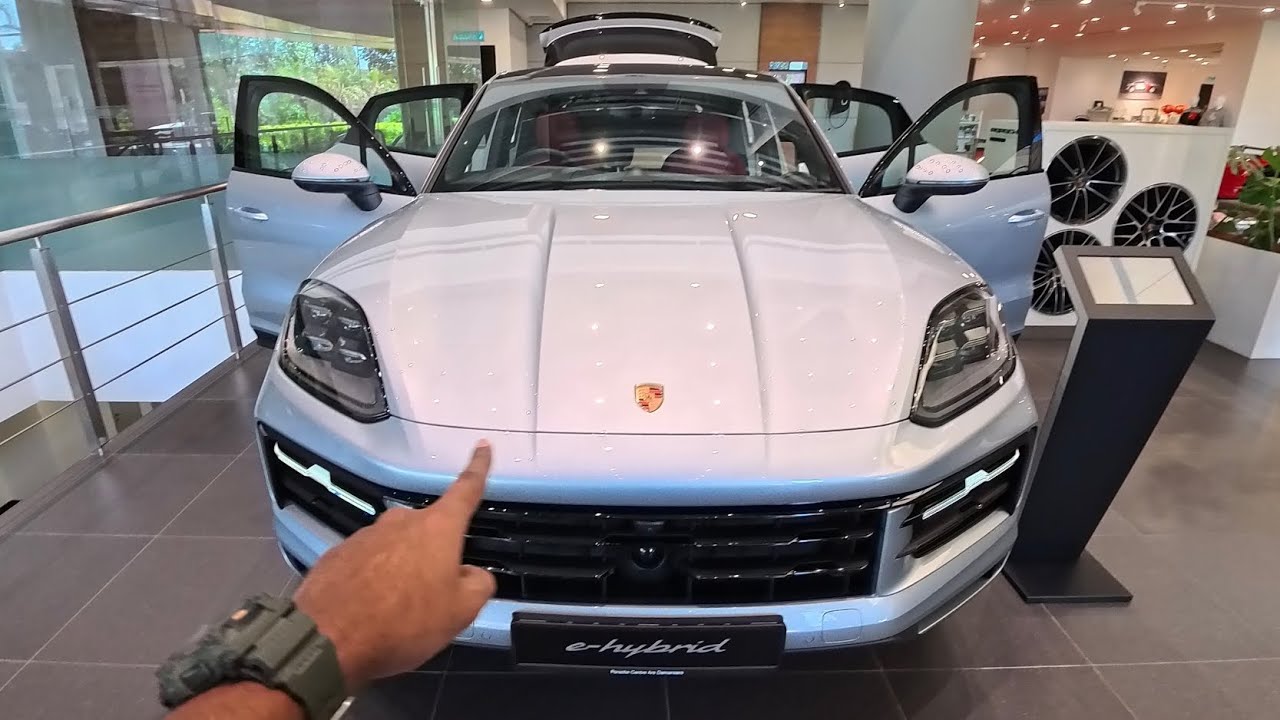 POV! PORSCHE CAYENNE S E-Hybrid Coupé in Dolomite Silver Metallic &