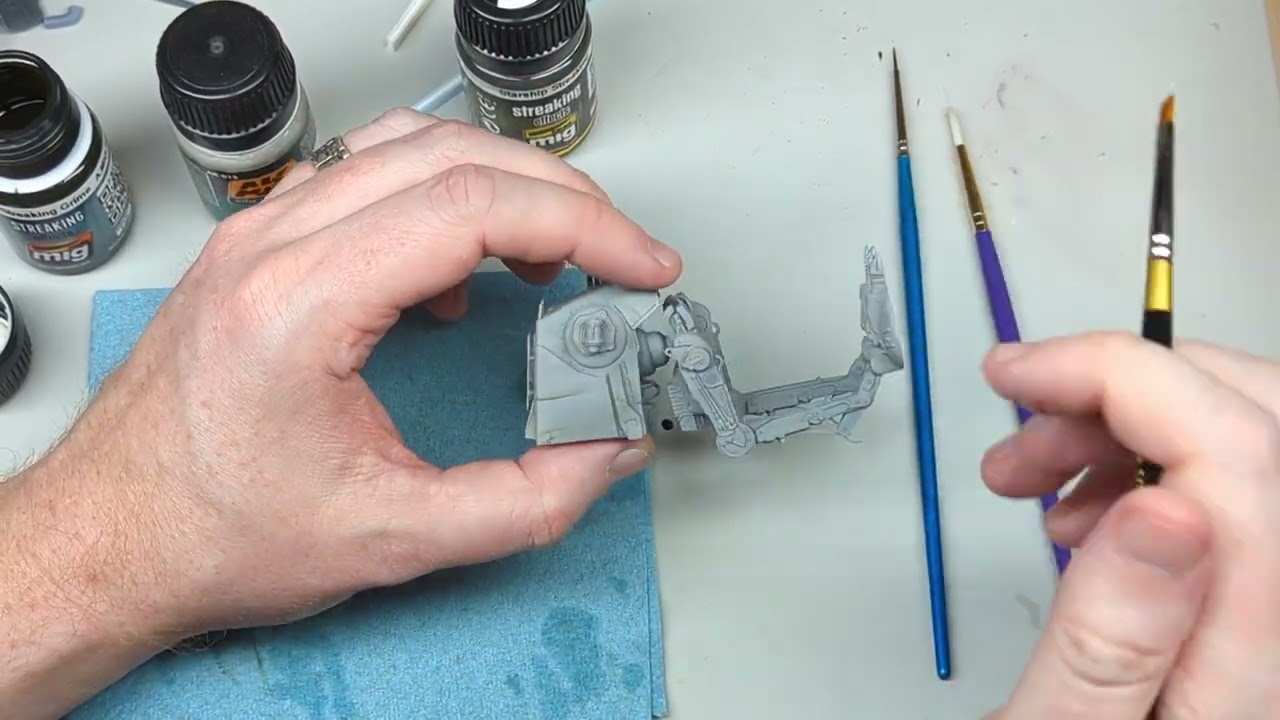 Streaking! - Weathering Demo on a AT-ST