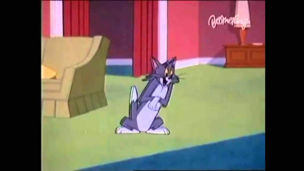 Tom and Jerry: Tom is flattened and inflated