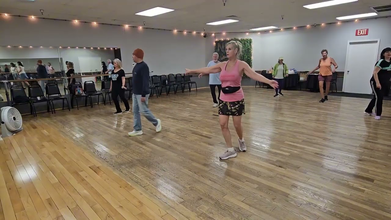 Cute Cute Cute #Linedance #Demo SONG: I Like your Soul