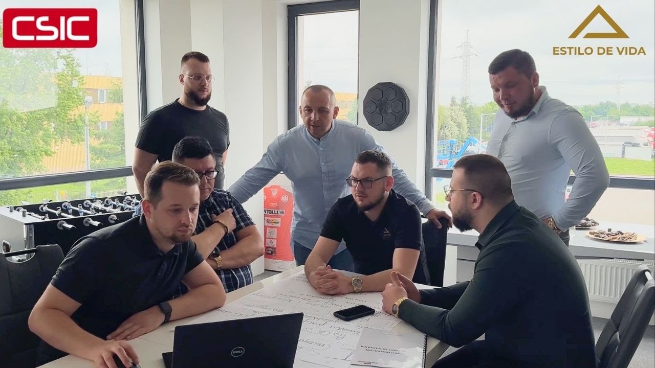 Tak szkolimy najlepszych manager&oacute;w! | Estilo de Vida x Paweł Sutowicz