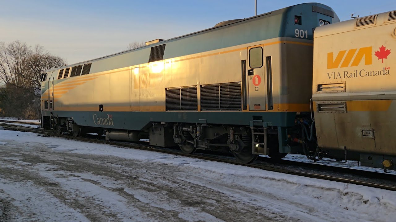 WINTER TRAINS 2 For 1 Via Rail Venture Trainset Meets LRC at St Ambroise Street Crossing 