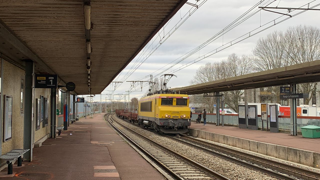 Passage BB22200 infra en gare de Rungis-Wissous-La-Fraternellle