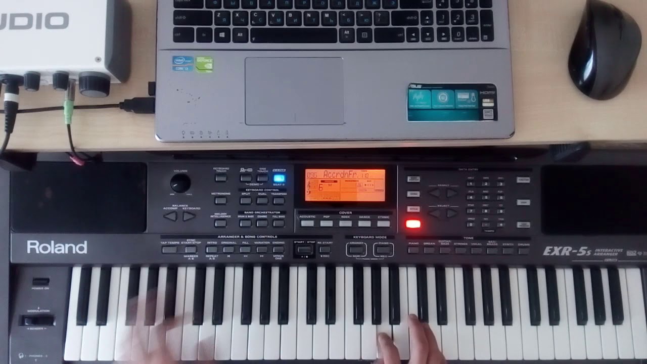 Юность в сапогах Roland EXR 5s