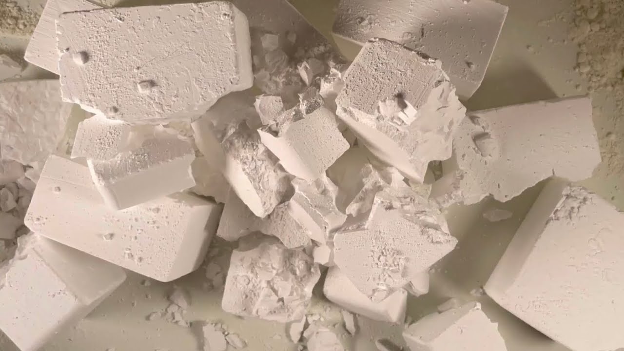 ASMR Easy Grip and Strength Gym Chalk #asmr #asmrgymchalk #asmrsounds #asmrcommunity #asmrcrunch