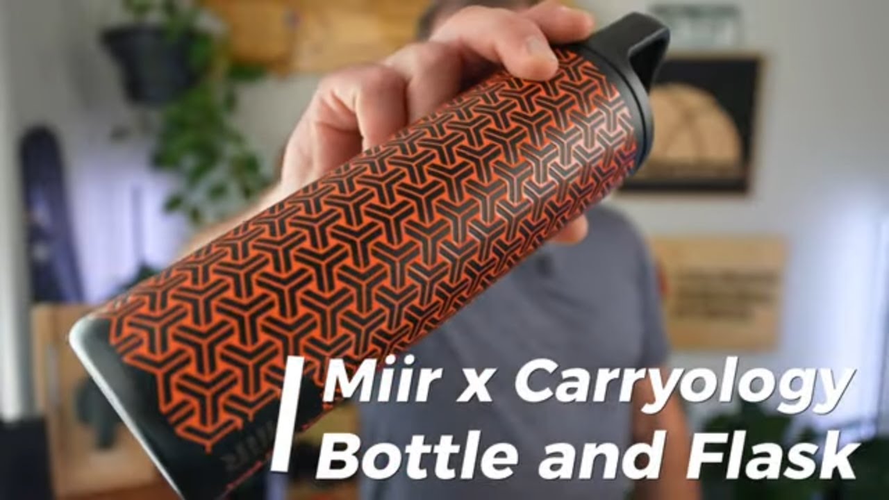 Бутылка для воды Miir x Carryology