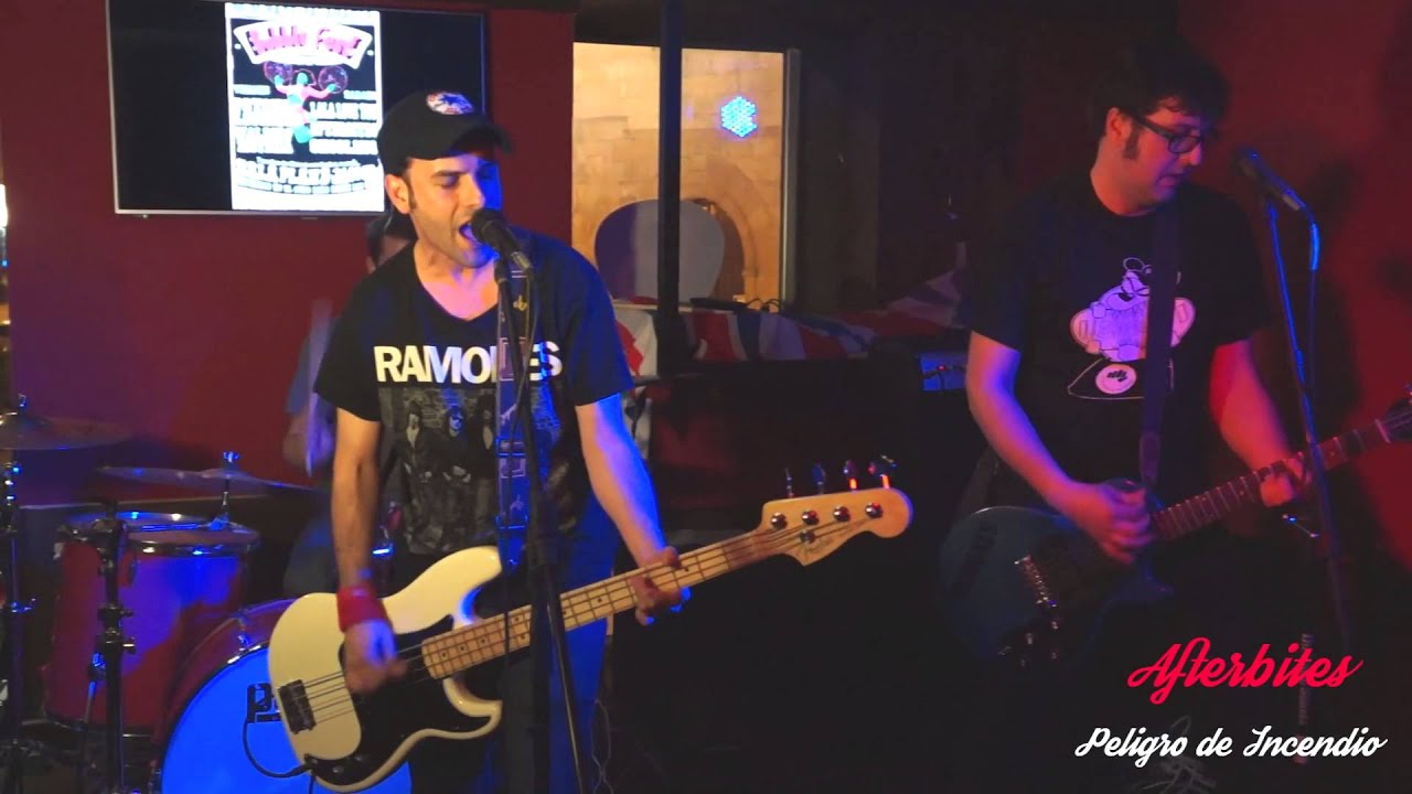 Afterbites Peligro de Incendio Bubble Fest Salamanca