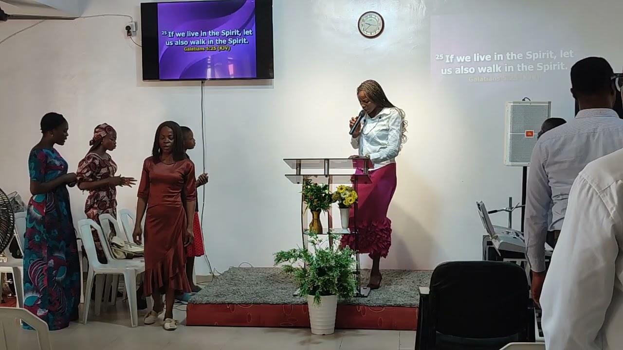 Prayer session by Mrs Chinyere Favour 
