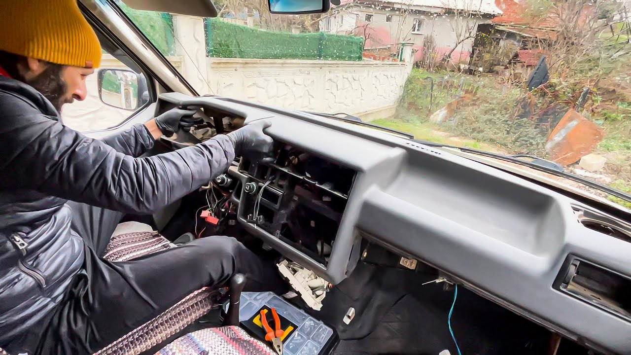 Transporter Karavanımızın Her Yerini Söktüm | Tamirat Tadilat