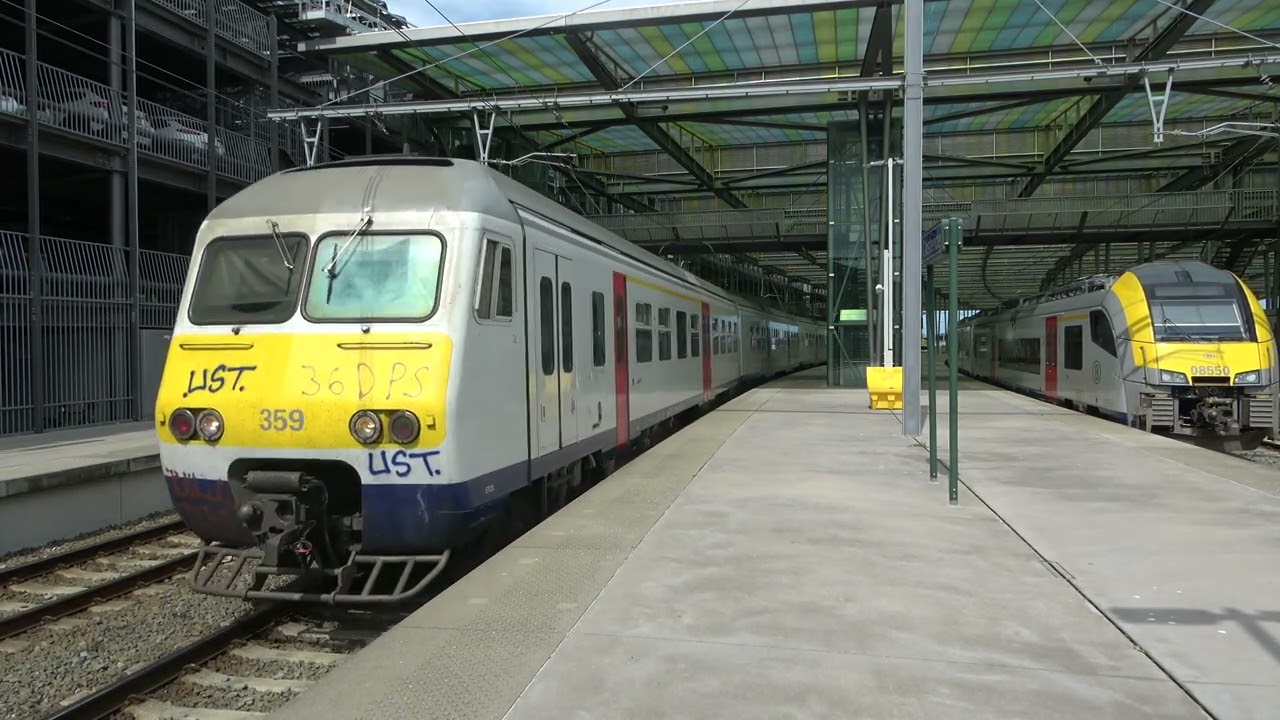 Treinen op station Oostende 19-8-2023