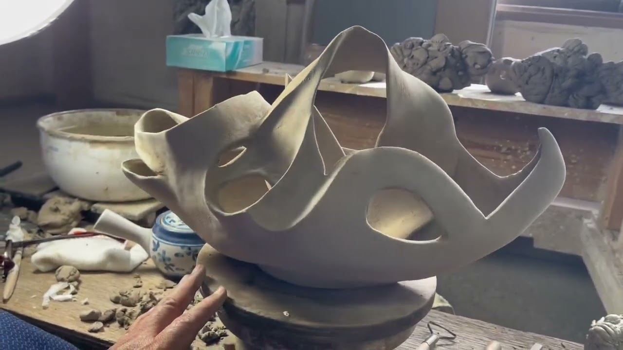 2月11日からの個展に向けて作品を作っています。