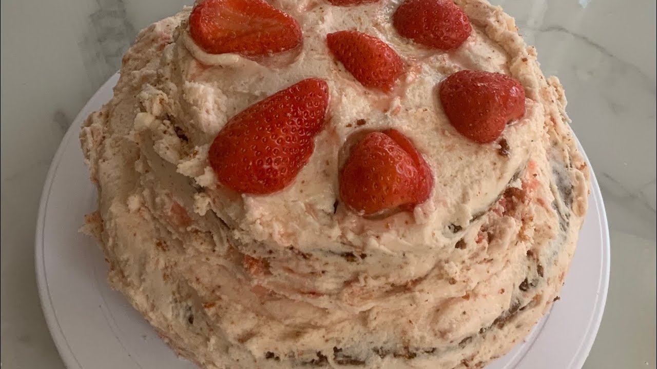 Once upon a time! 😂😂 Early Days |strawberry cake!