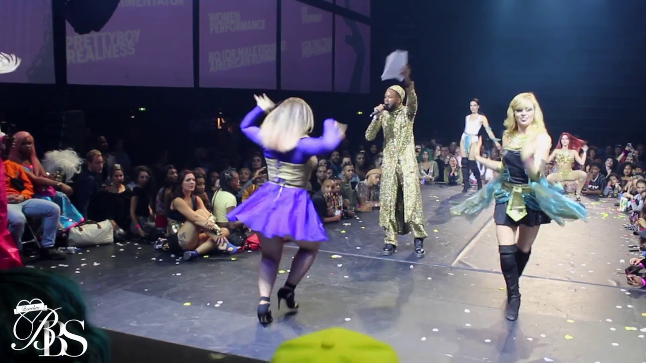 Woman's Performance Angélique Prodigy (Vogue Fem) at the United States of Africa Ball 2, Paris