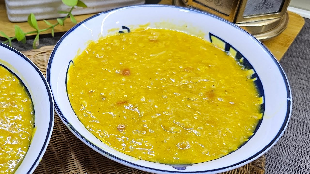 لا تطبخين شوربة العدس اله بهاي الطريقة