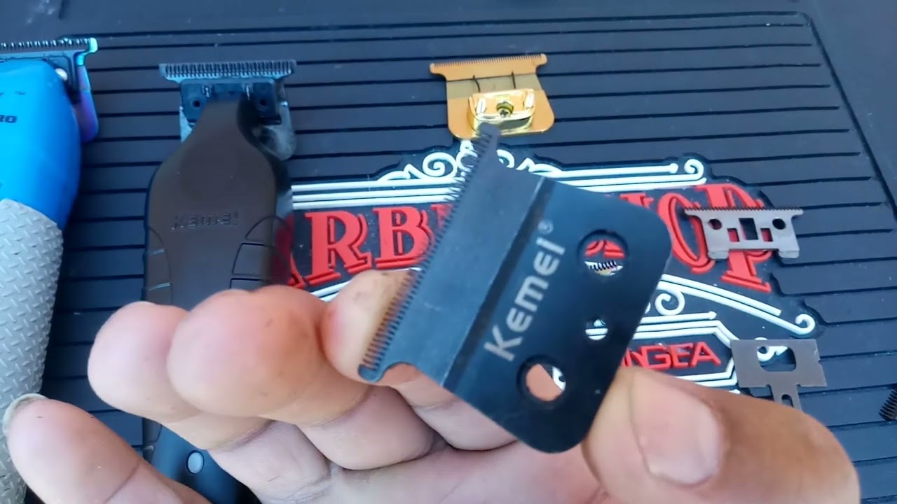 kemei 2299 com lâmina da andis gtx