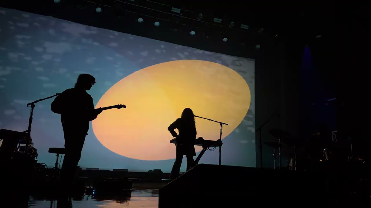 Girl of the Year - Beach House live @ Ancienne Belgique