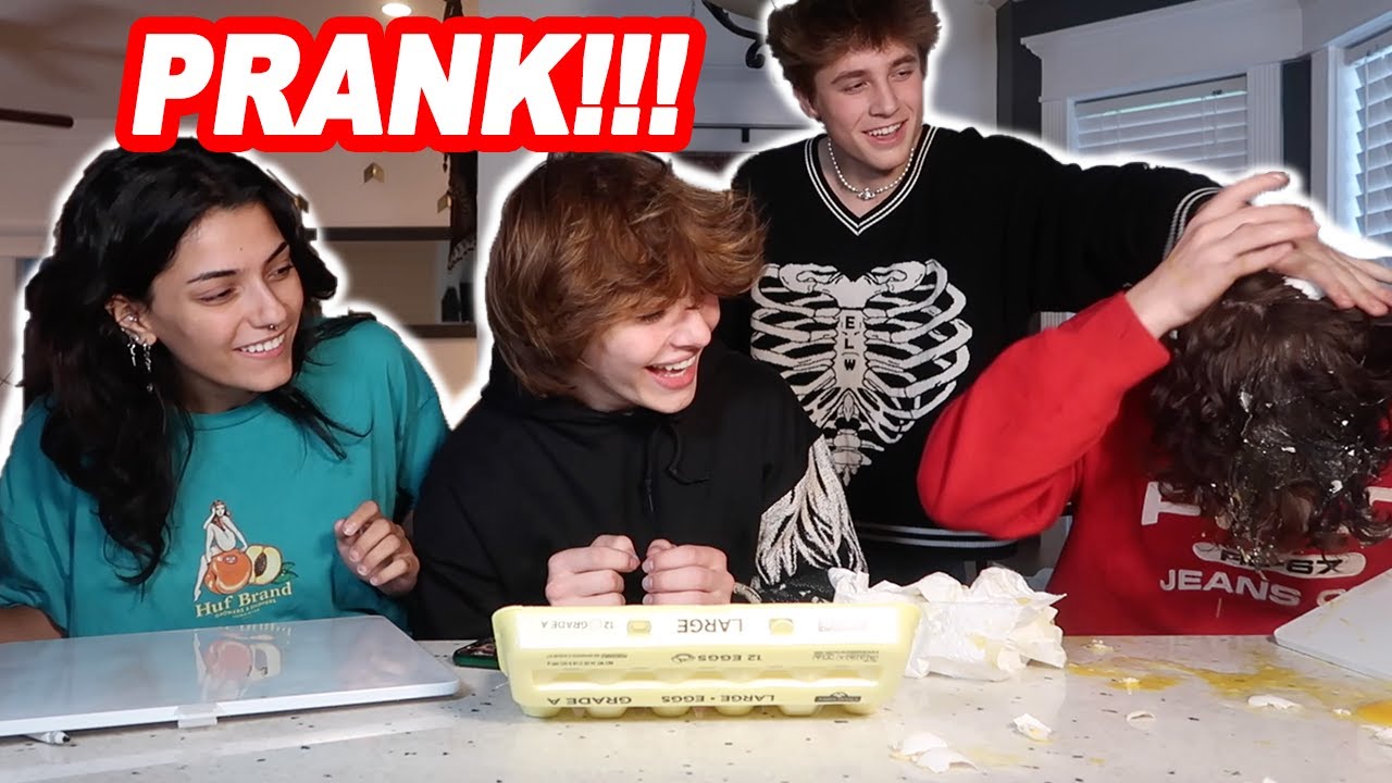 GIRLFRIEND VS BEST FRIEND WHO KNOWS ME BEST *PRANK*