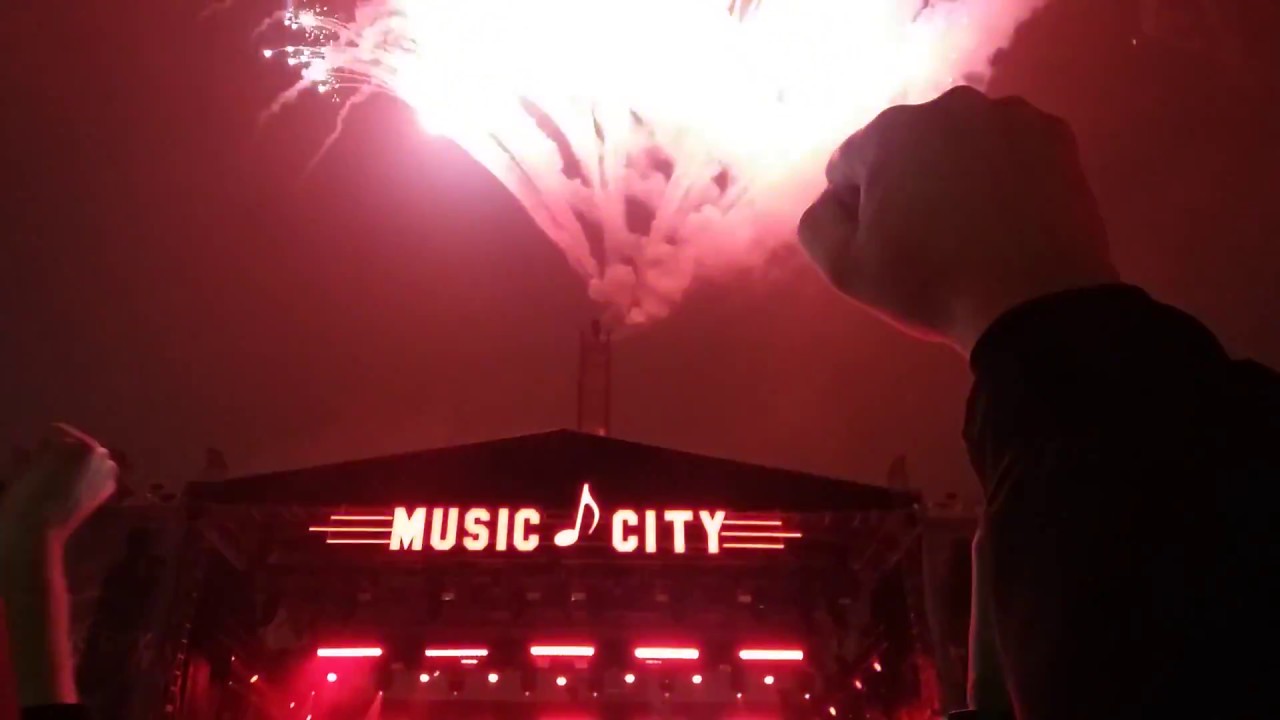Nashville USA New Year's Eve ( Countdown ) - 2016 - 2017 - Part 1