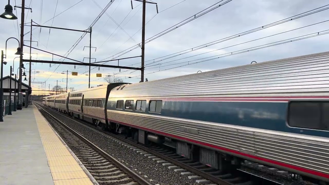 Amtrak Trains @ Croydon