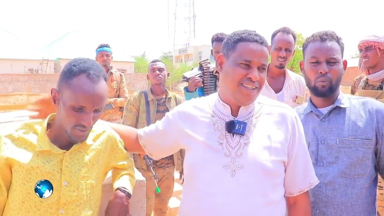 Maamulka D Jalalaqsi oo Ciidanka Nabad Sugida ku wareejiyey Nin kasoo jeeda Deegaanka Ceel Baraf.