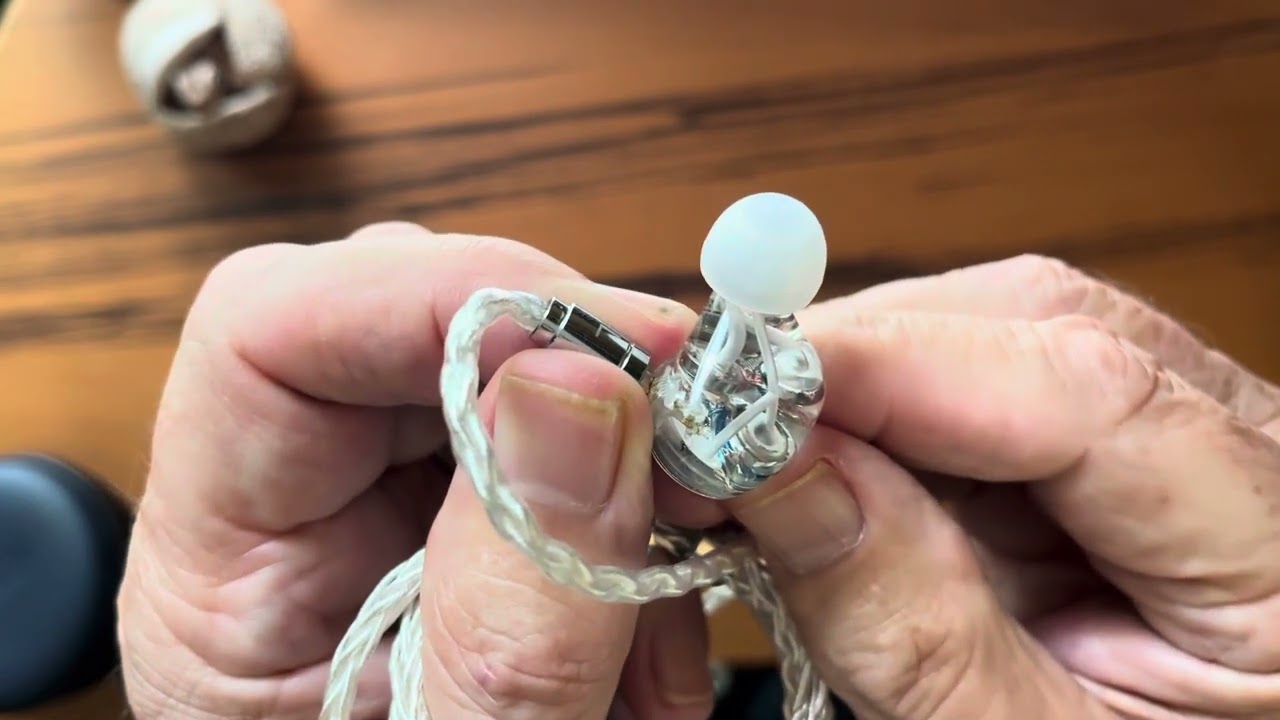 Kinera Celest PhoenixCall: Legendary sound and packaging at an affordable price.