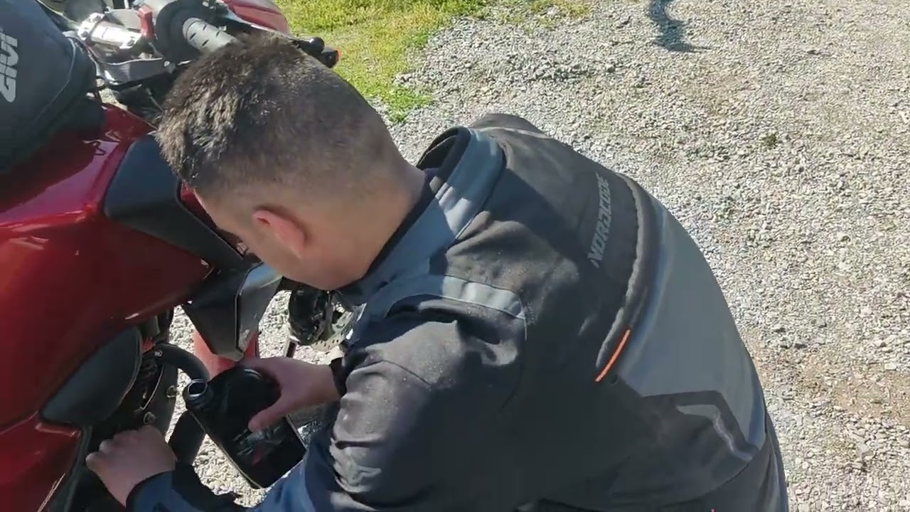 ΕΛΕΓΧΟΣ ΛΑΔΙΩΝ ΣΕ HONDA CB125F @TrampRider (μερακλής Tramp Rider)