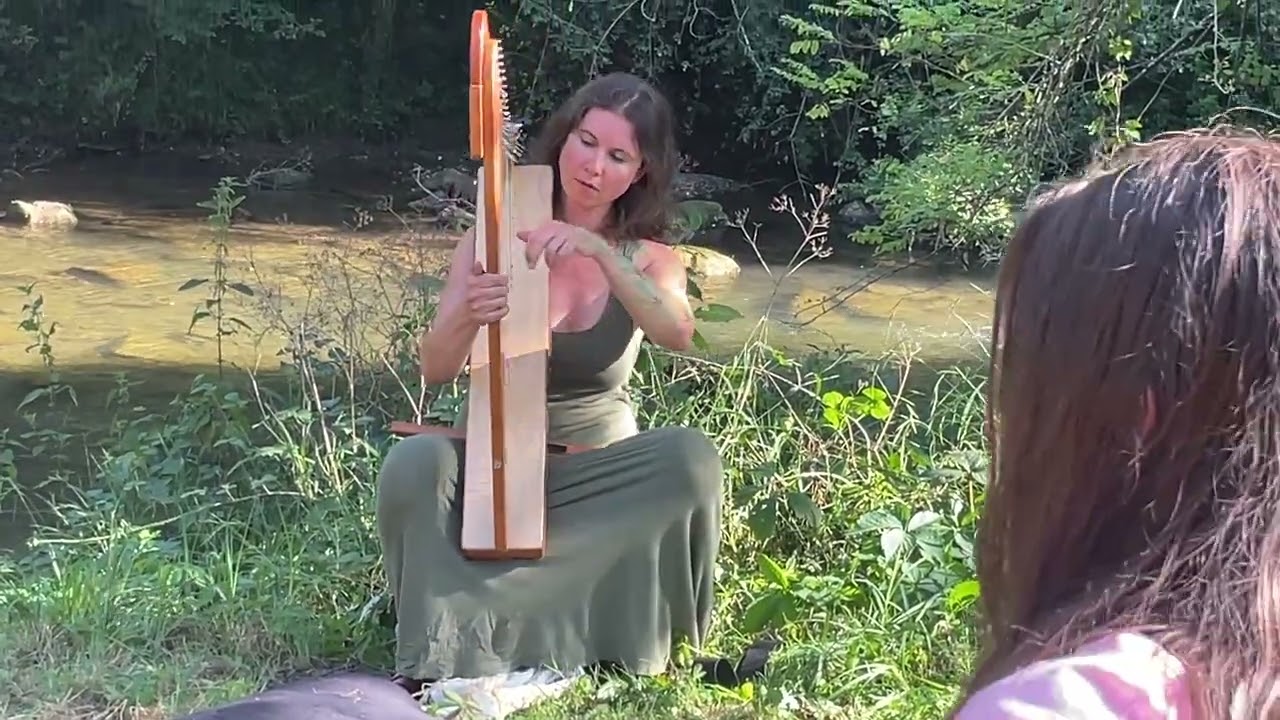 Daphné - ou- Nos forêts - extérieur