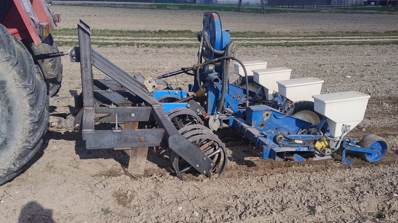Strip till do kukurydzy, testy