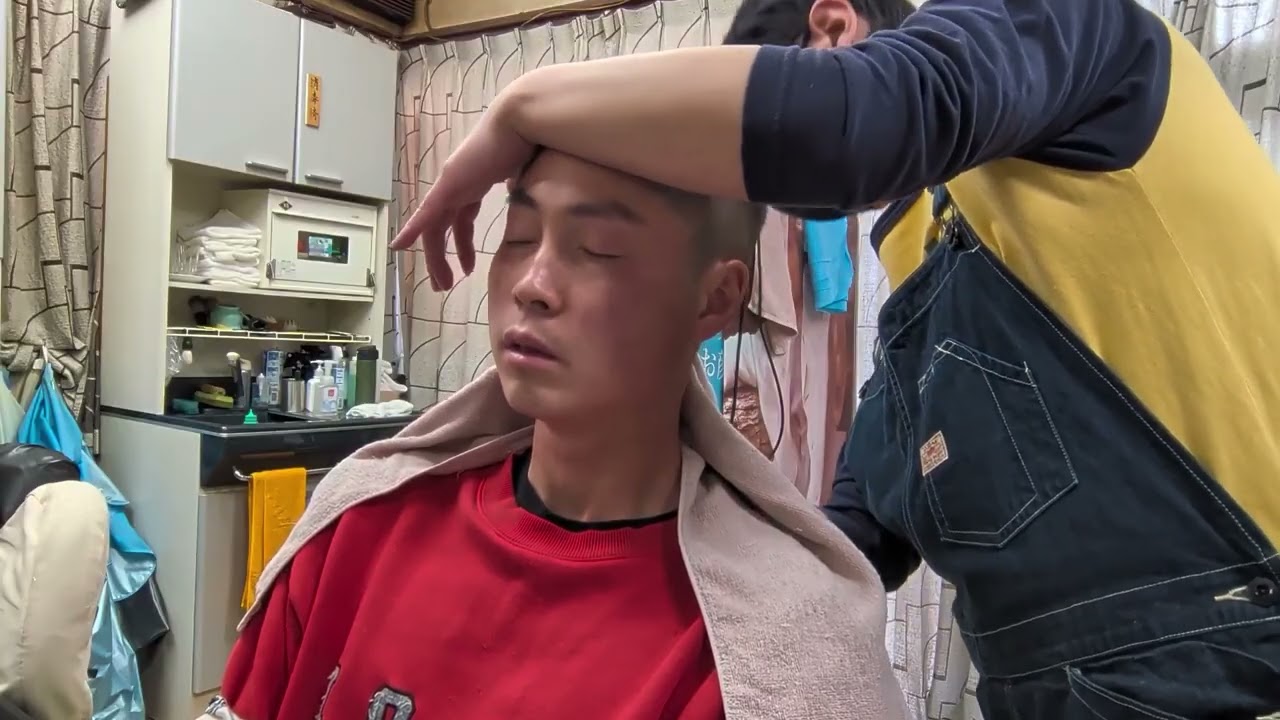 洗髪と肩もみと耳掃除です №319