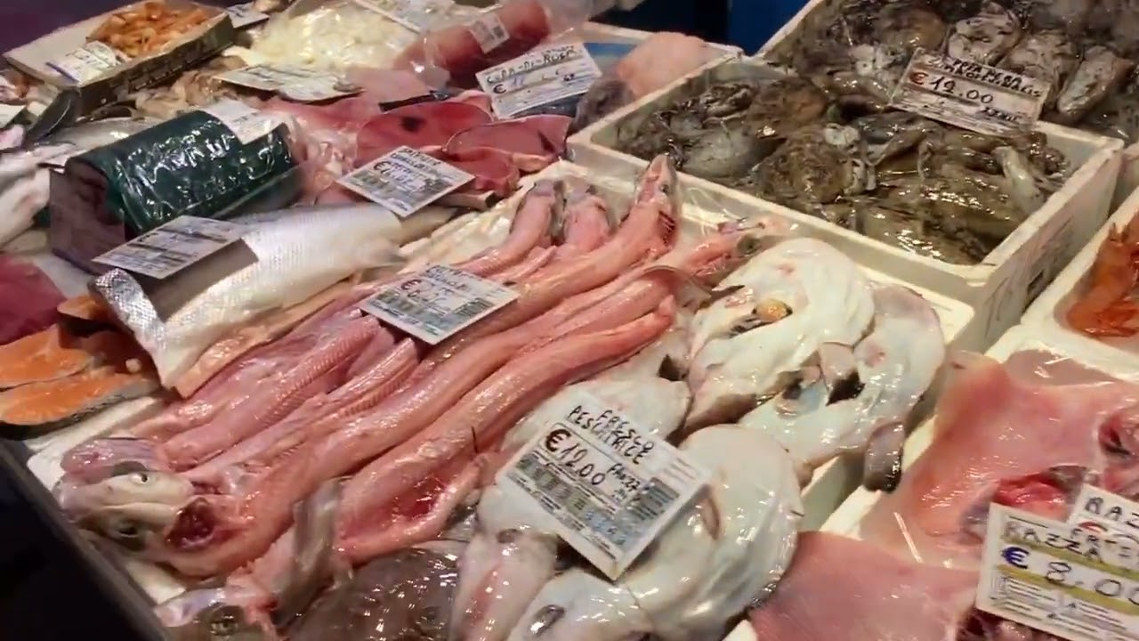 Chioggia, 20 .06.2023 , mercato , pesce frescò