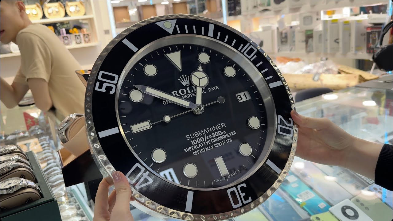 Охота на поддельные часы Rolex в Шэньчжэне, Хуацянбэй, Китай