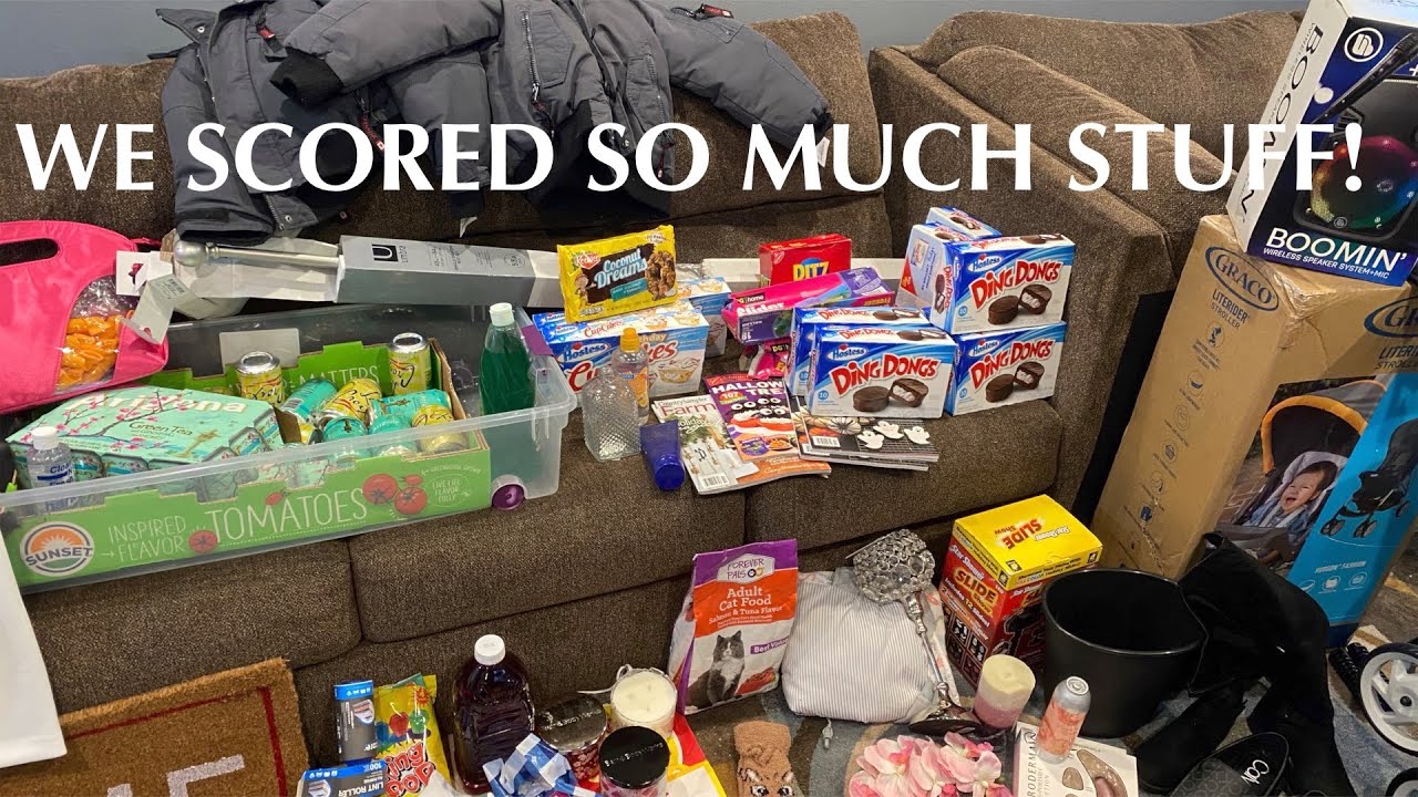 DUMPSTER DIVIN// a new stroller, shoes, speakers, clothes & so much more all from the dumpsters!