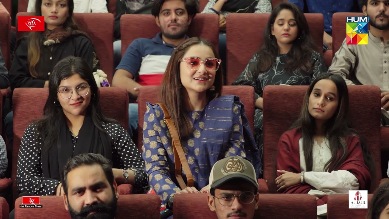 Kya Dilkash... Kya Badsurat.. Har Chehray Par Naqaab Hai... | Best Moment | 