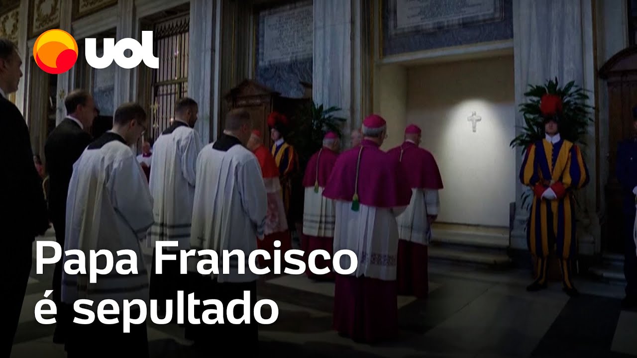 Papa Francisco &eacute; sepultado: Vaticano divulga imagens do caix&atilde;o lacrado e t&uacute;mulo em Roma; veja