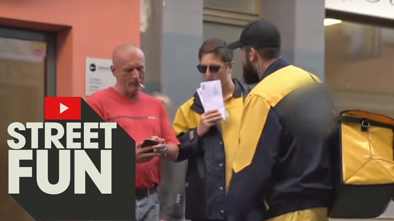 BullshitTV als Postboten: Kommt die Post deshalb nie an? | Streetfun | ProSieben MAXX