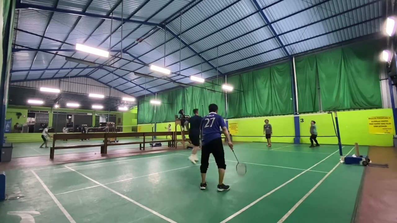 08/10/24 PB PKH Bandar Lampung Badminton di Gor Azka
