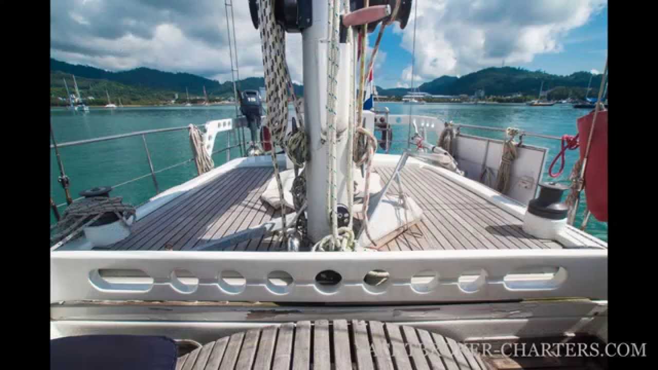 Bruce Roberts 49 Staysail Schooner