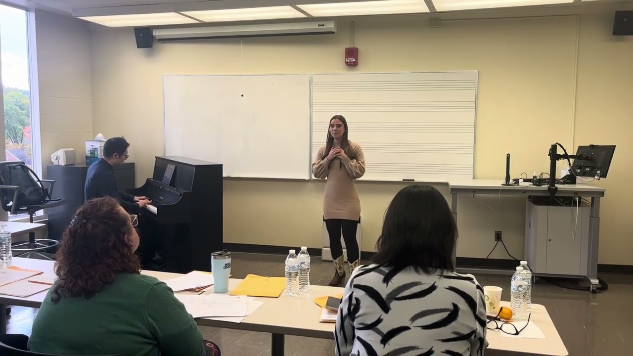 Jordan Popovsky singing 