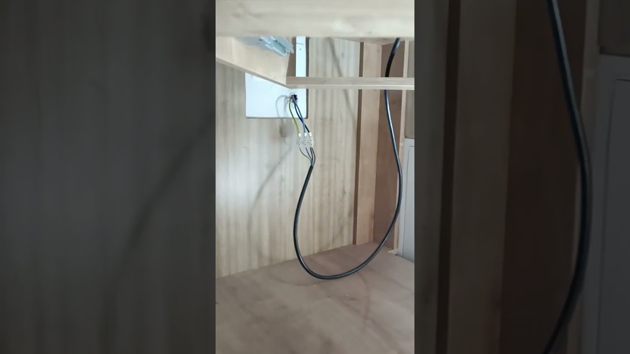 &Eacute;letvesz&eacute;lyes főzőlap bek&ouml;t&eacute;s! #homeelectric #electrician #villanyszerel&eacute;s