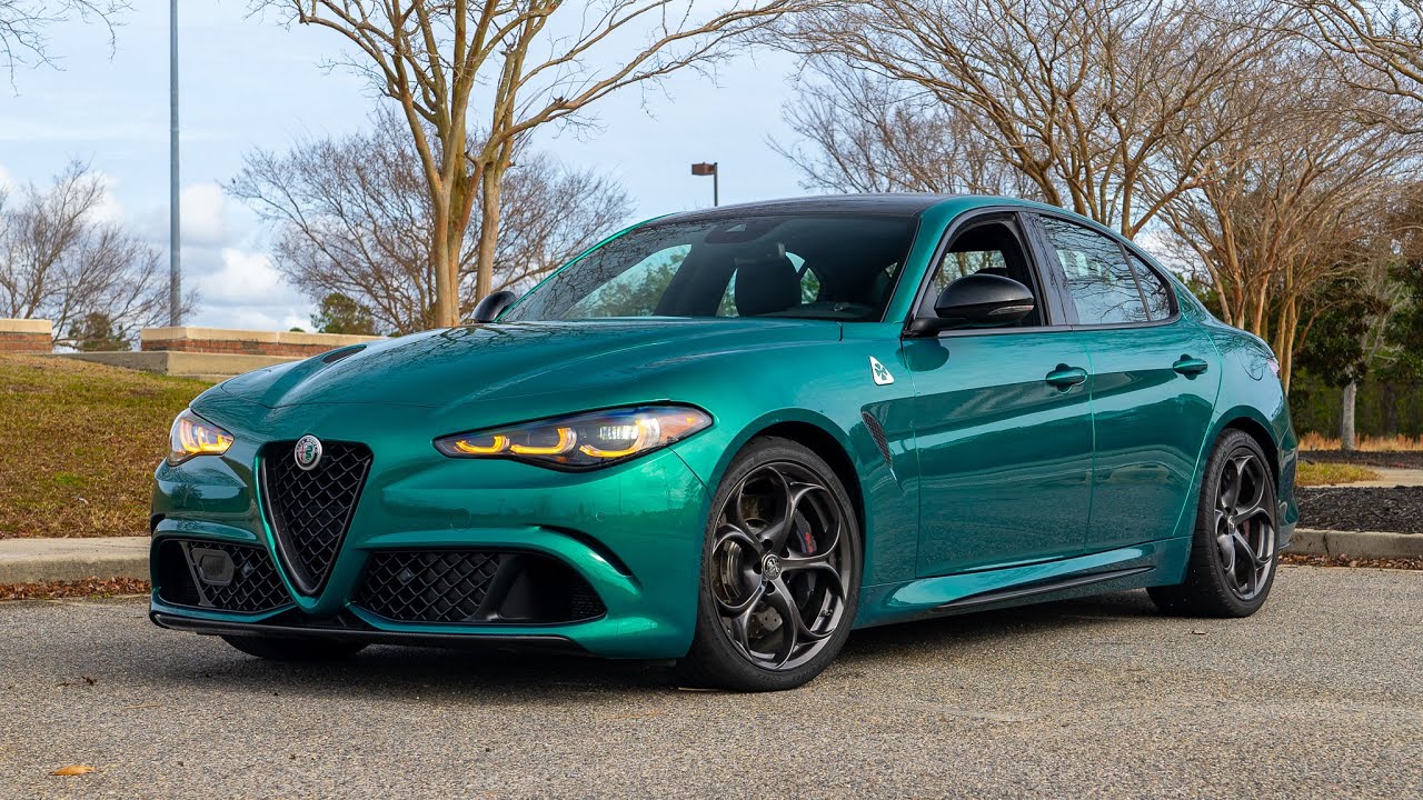 👉2024 Alfa Romeo Giulia Quadrifoglio