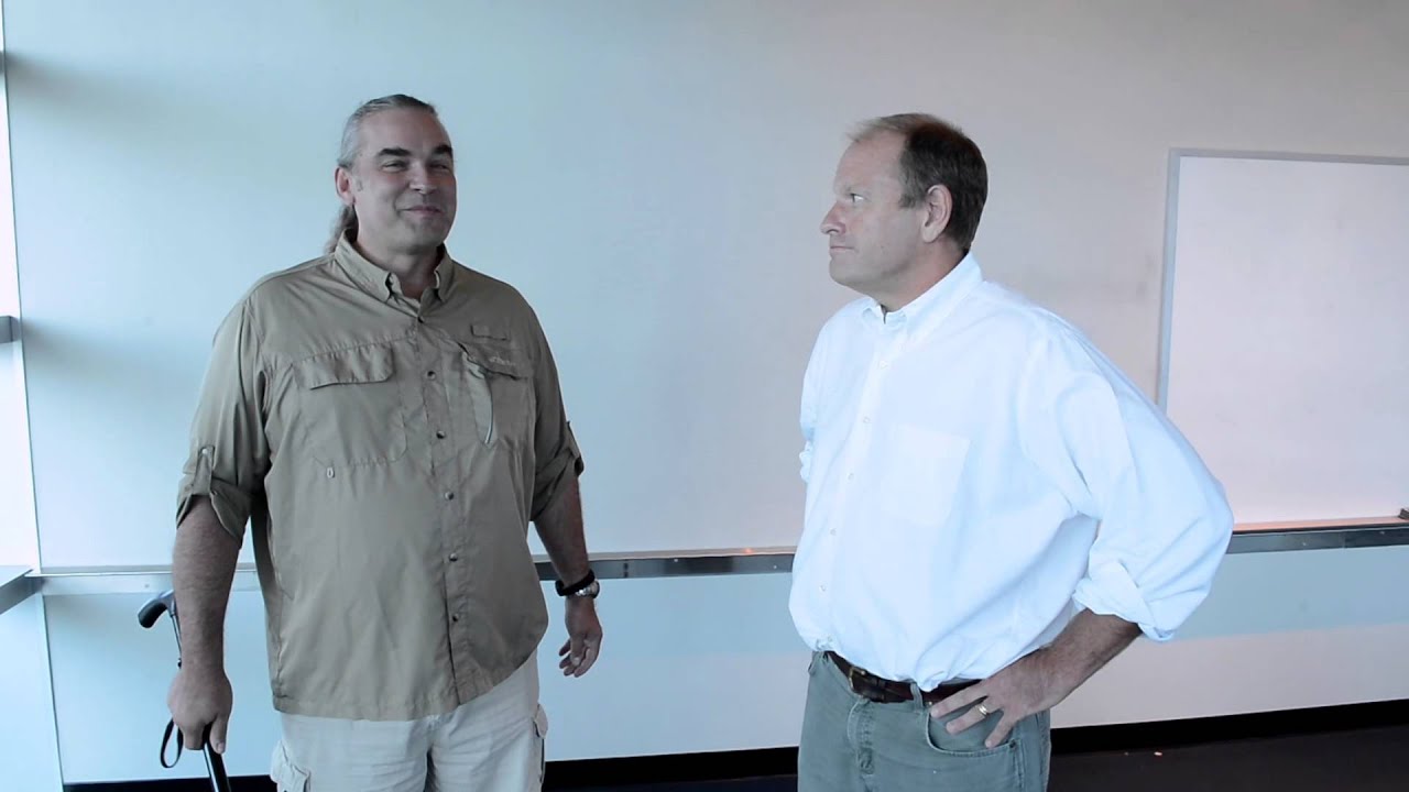 H-T VIDEO: Testing the Stun Cane on a reporter