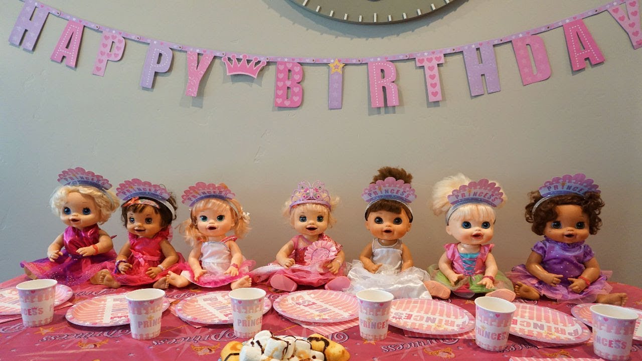 BABY ALIVE Ruby Snow's Princess Birthday Party!