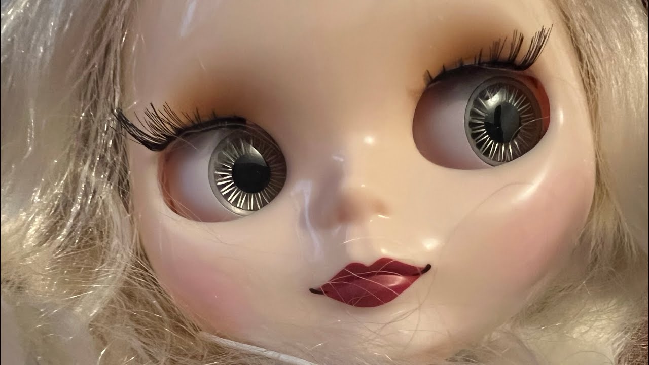 Ali Express New Fakie Blythe unboxing. Would you complain?