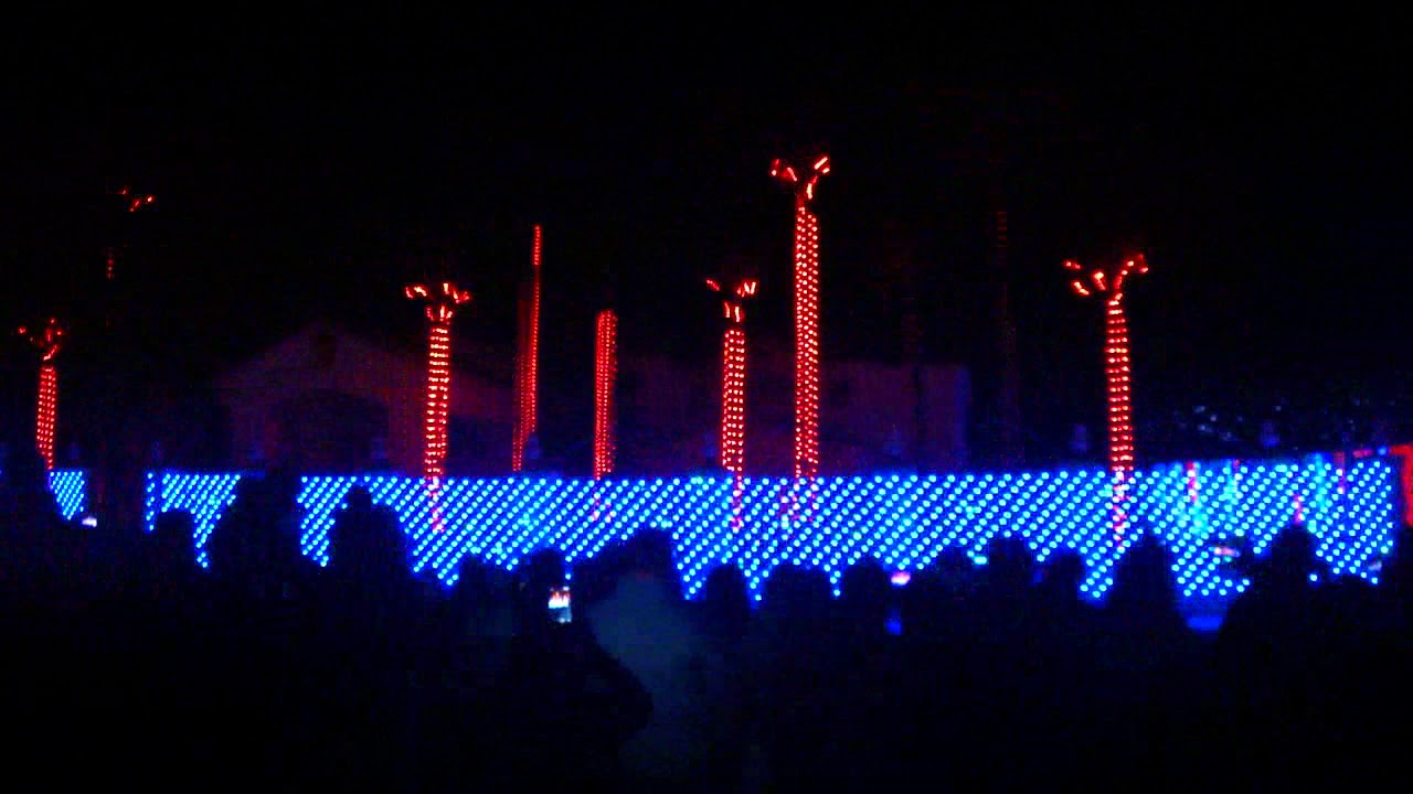 2018 El Paso Fred Loya Christmas Light Show FULL
